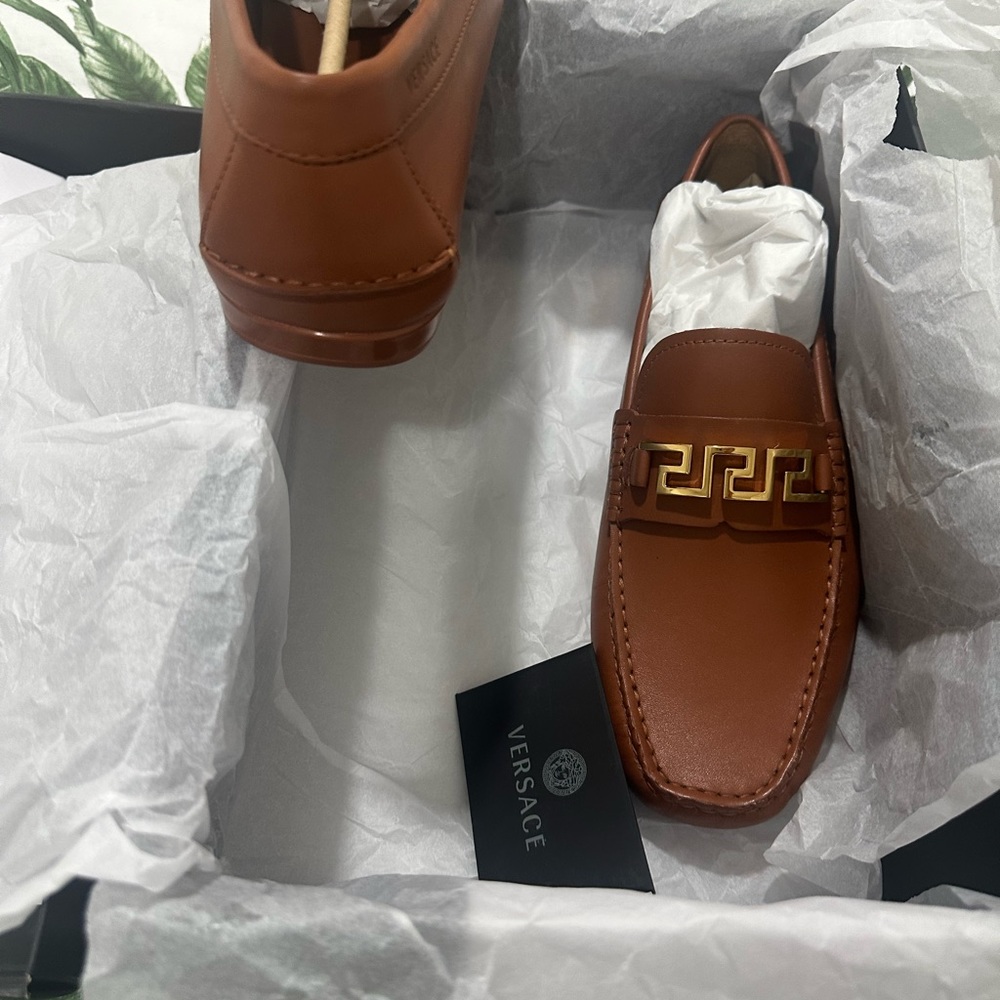 Versace La Greca driving shoe - Picture 2 of 9